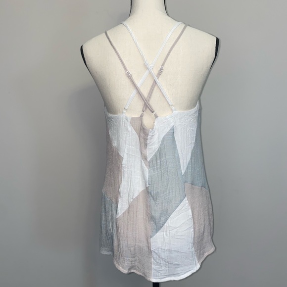 Color Block Tank Top - Picture 5 of 6